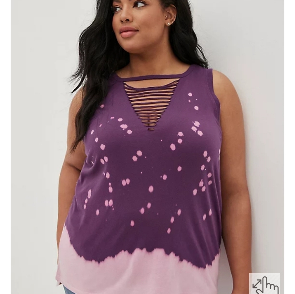 NWT Torrid Purple/Pink Slasher Tee, Size 4.